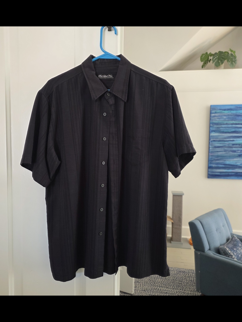 Classic Men's Black Button Up Short Sleeve Shirt L
